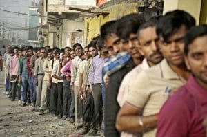 india-bank-queue